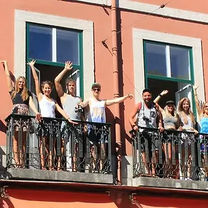Lookout Hostel Lissabon